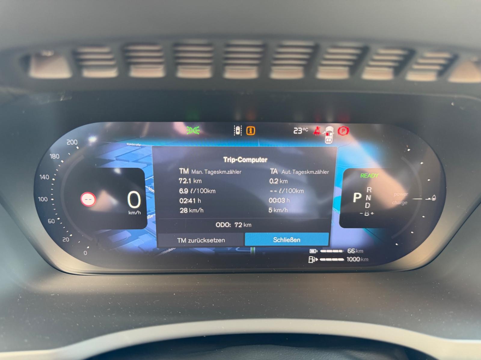Volvo XC90 T8 AWD Ultra Dark Auto