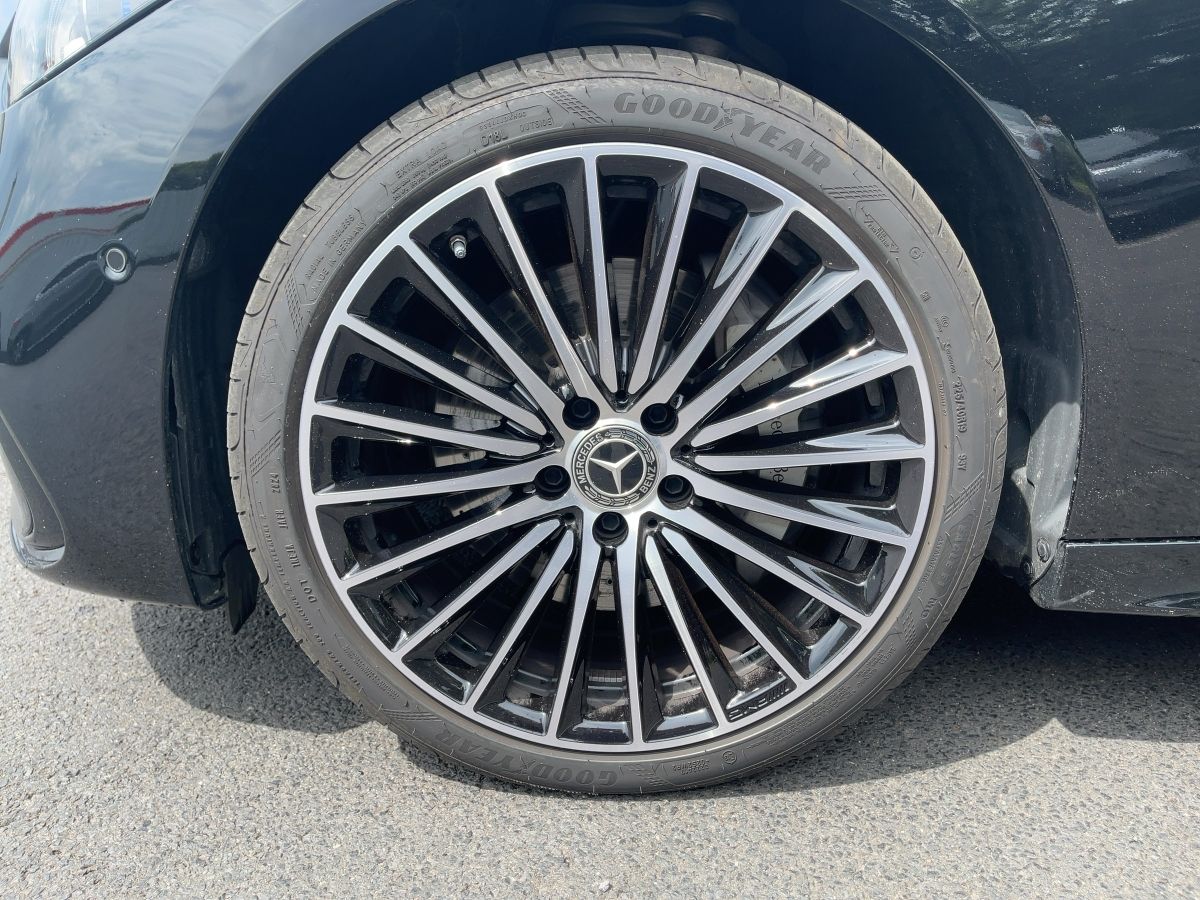 Fahrzeugabbildung Mercedes-Benz C 300 d T-Modell AMG/Night/360°/Digital-Light/AH