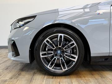 2024 BMW I5 — миниатюра 34