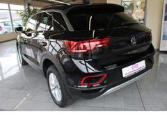 Fahrzeugabbildung Volkswagen T-Roc Life,Top-Ausstattung,Top-Zustand