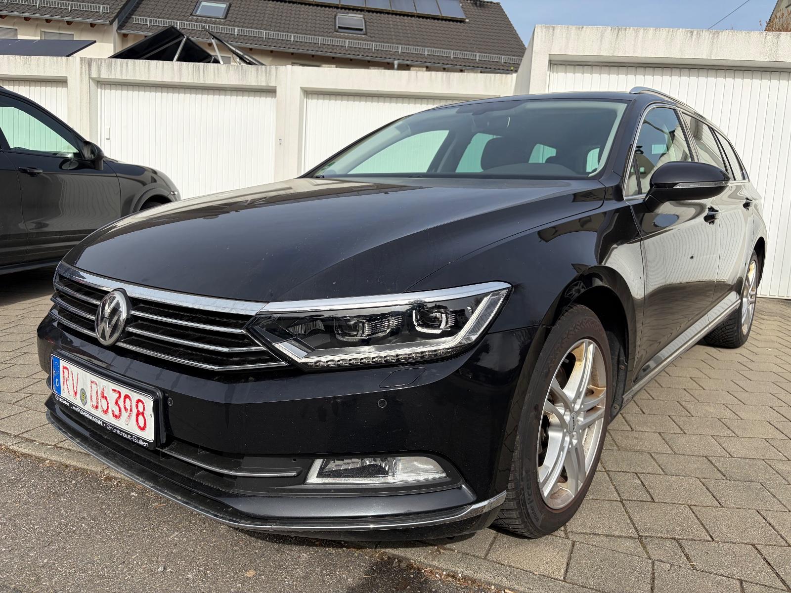 Volkswagen Passat 2.0 TDI DSG Highline*ACC*1.Hand*8x Alu*