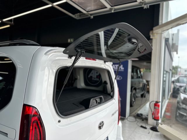 Toyota Proace (Verso) City L1 Team Deutschland