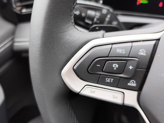 Fahrzeugabbildung Volkswagen Tiguan 1.5 eTSI DSG Goal MATRIX LED NAVI AHK ARE