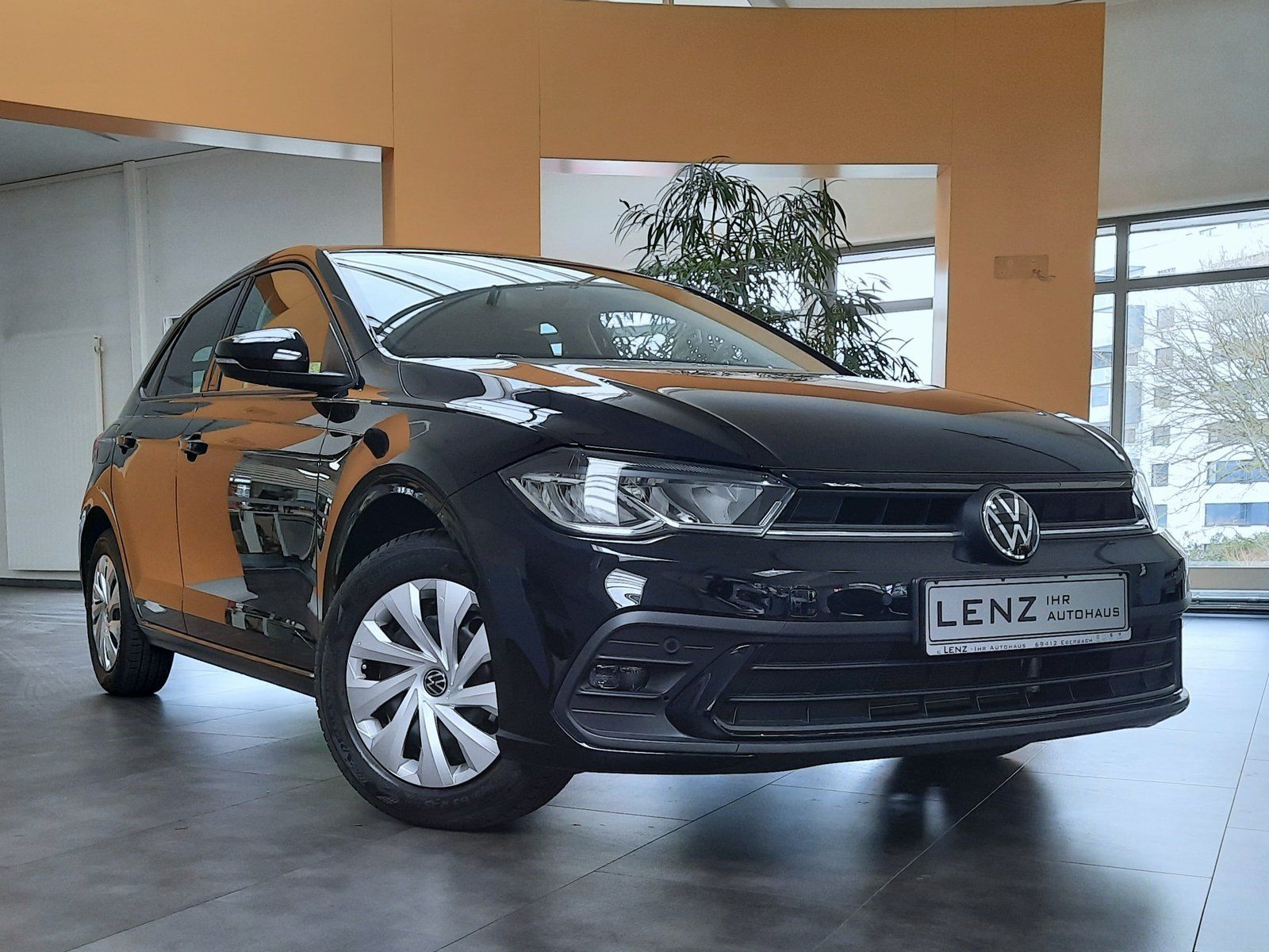 Fahrzeugabbildung Volkswagen Polo Life *Navi*Cam*LED*Sitzhzg.*Einparkh.*AppC*