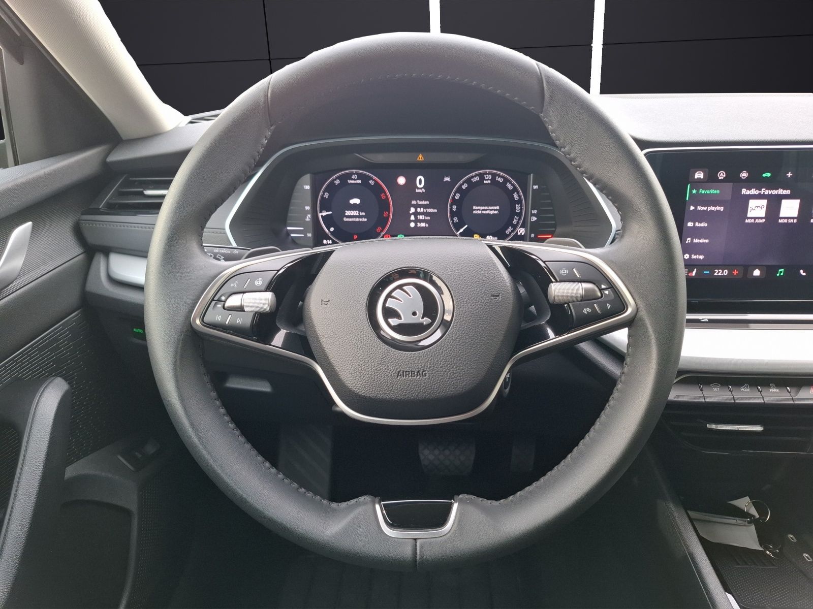 Fahrzeugabbildung SKODA Octavia Combi TDI Selection DSG  LED RFK GRA SH