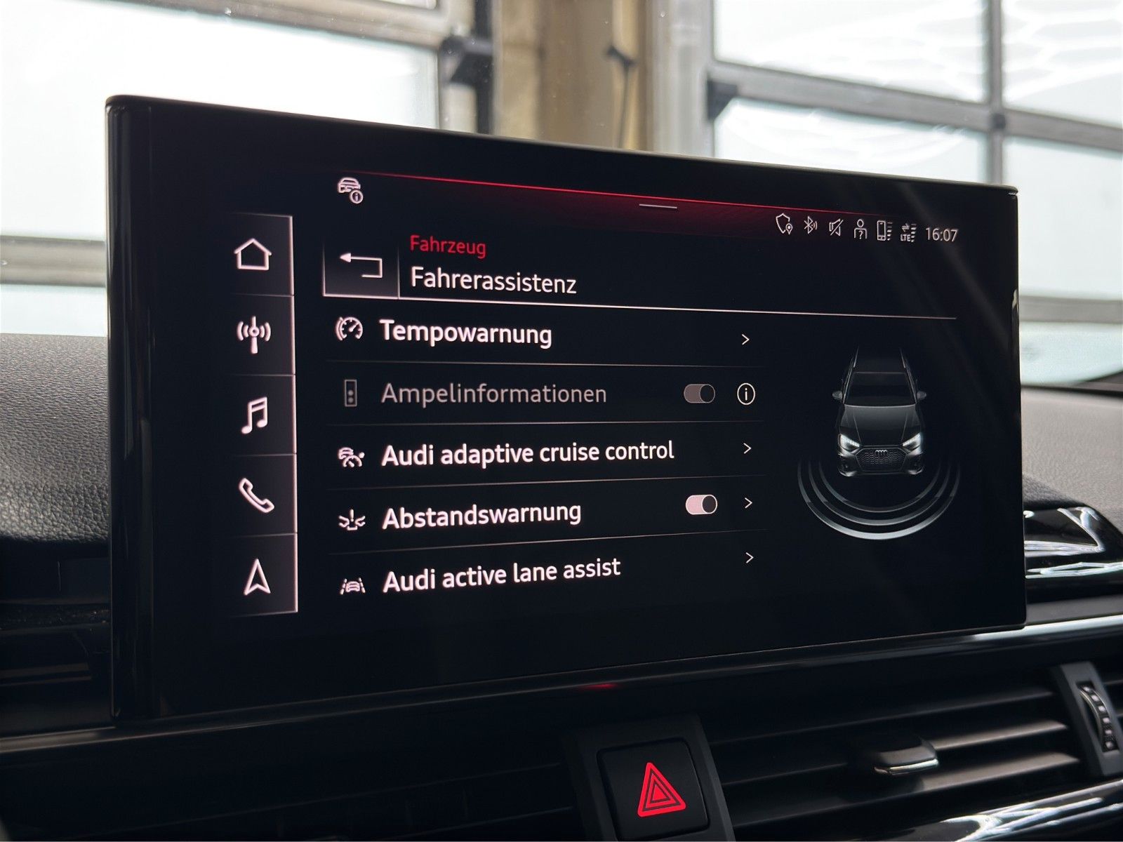 Fahrzeugabbildung Audi RS4 Avant *Pano*280km/h*B&O*HUD*Matrix*Ambiente+