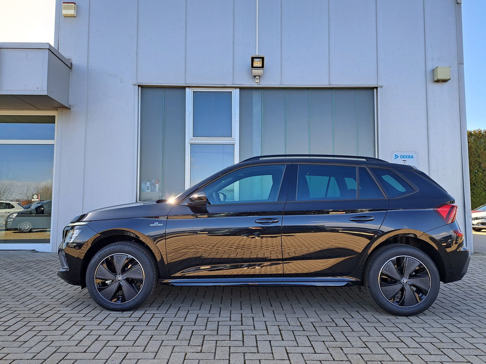 Fahrzeugabbildung SKODA Kamiq 1.5 TSI MONTE CARLO DSG MATRIX-LED MY'2026