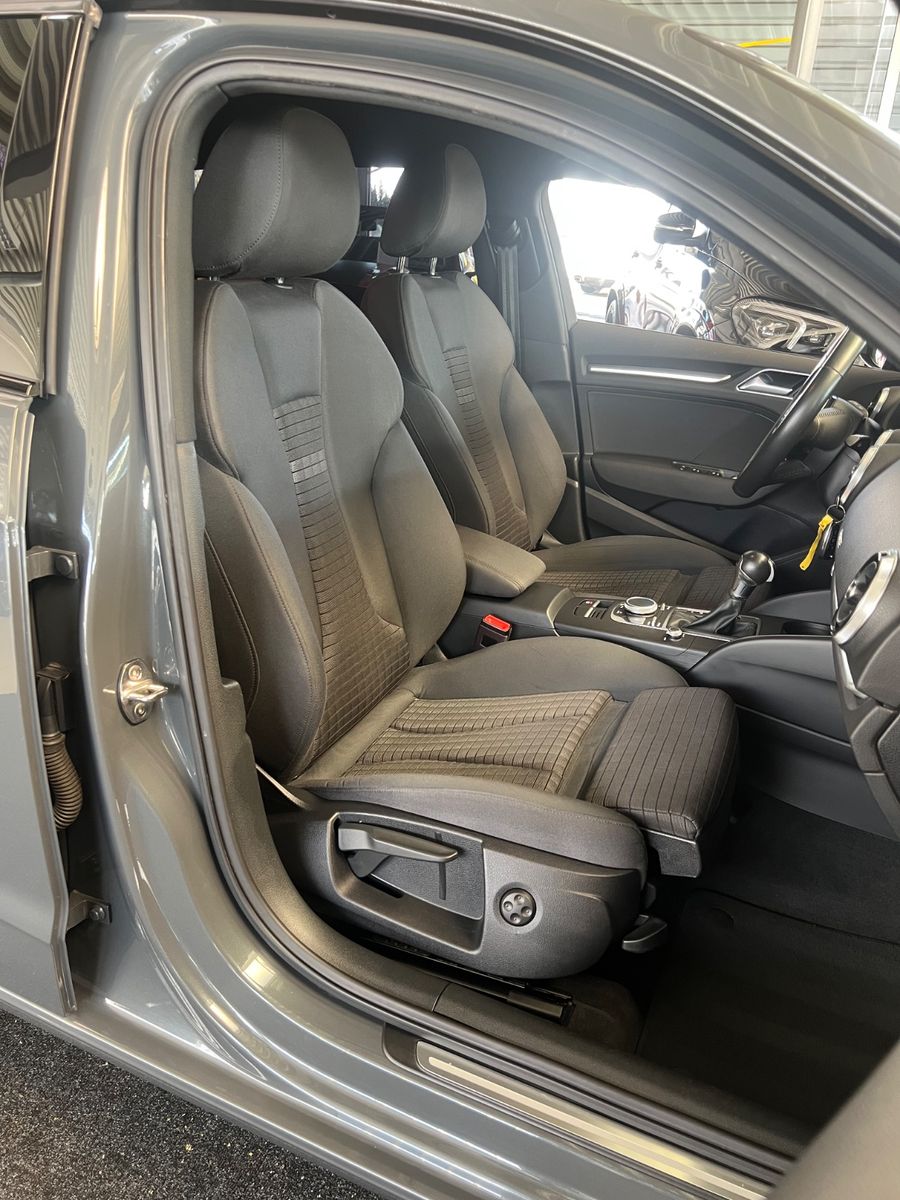 Fahrzeugabbildung Audi A3 Sportback 40 TDI quattro sport