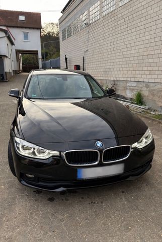BMW 320d EfficientD. Ed. Touring Advantage Advantage