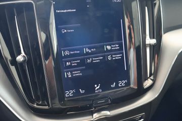 Volvo XC60 Momentum LED 360 Kamera CarPlay
