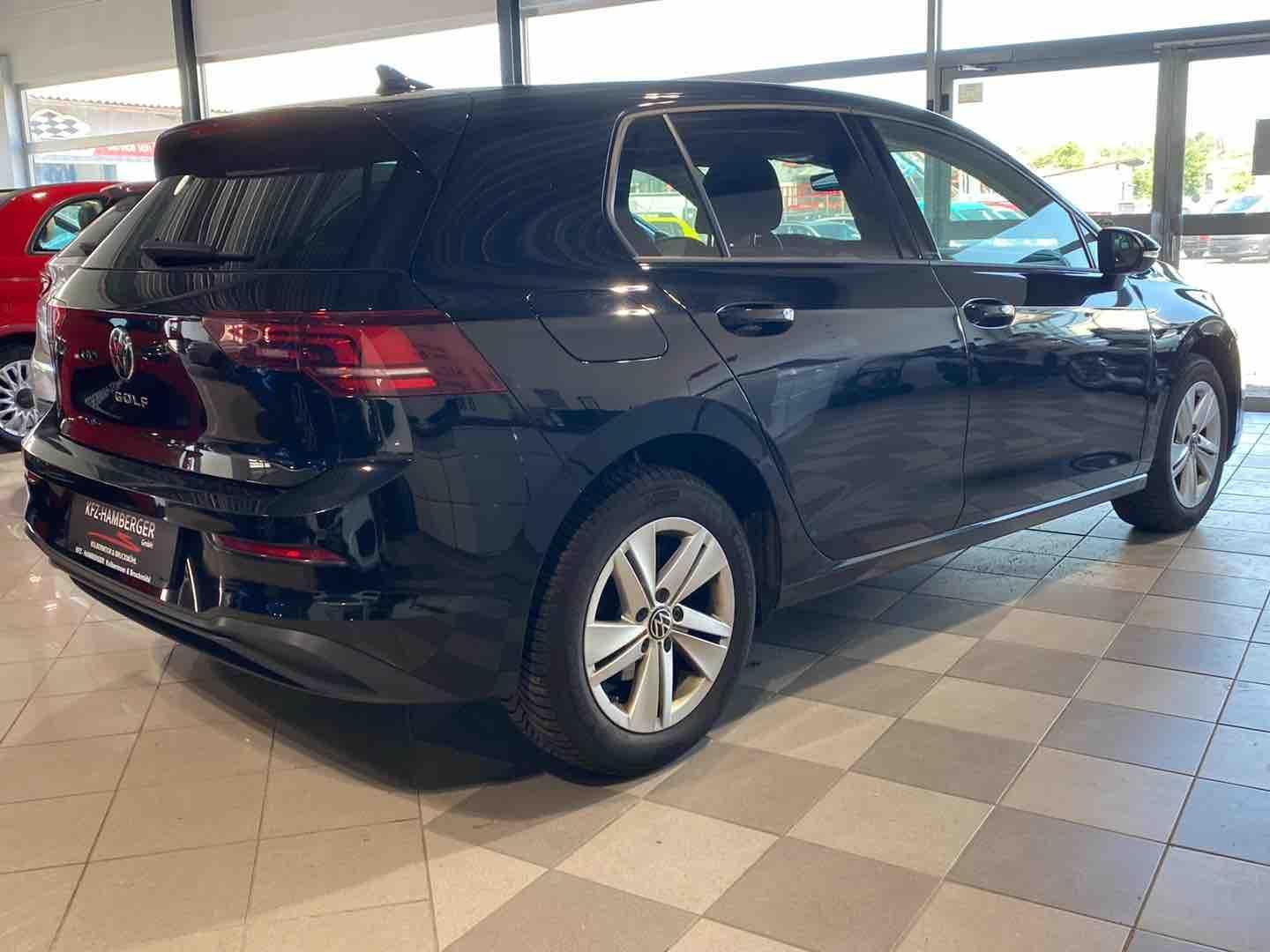 Volkswagen Golf VIII LIM. 1.5 TSI LIFE ACC SHZ PDC LED-SCHE, миниатюра 5