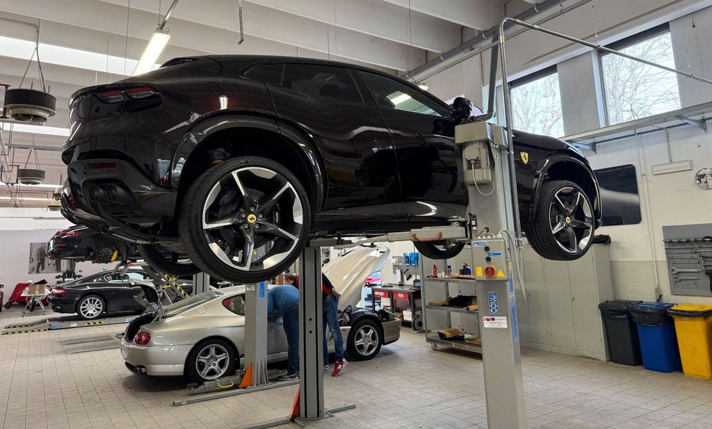 Image of Ferrari Purosangue