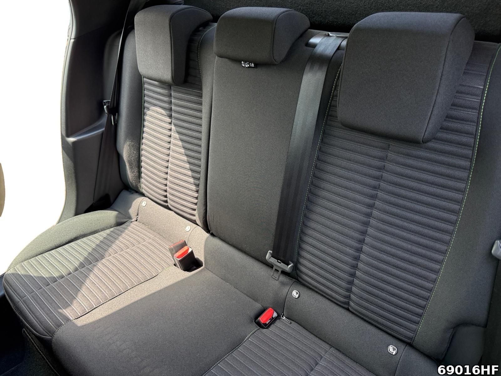 Fahrzeugabbildung Peugeot 208 active