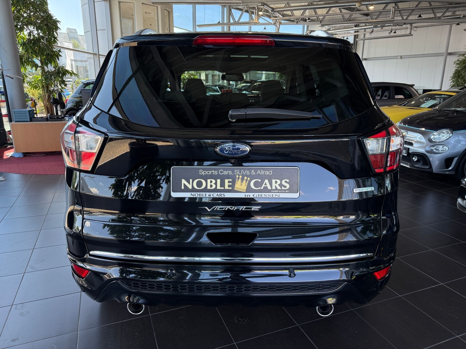 Fahrzeugabbildung Ford Kuga Vignale Allrad PANO AHK SONY XENON