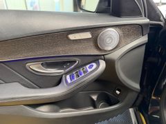 MERCEDES-BENZ C200 T 4Matic/AMG/WIDESCREEN/PANO/BURMESTER/RFK