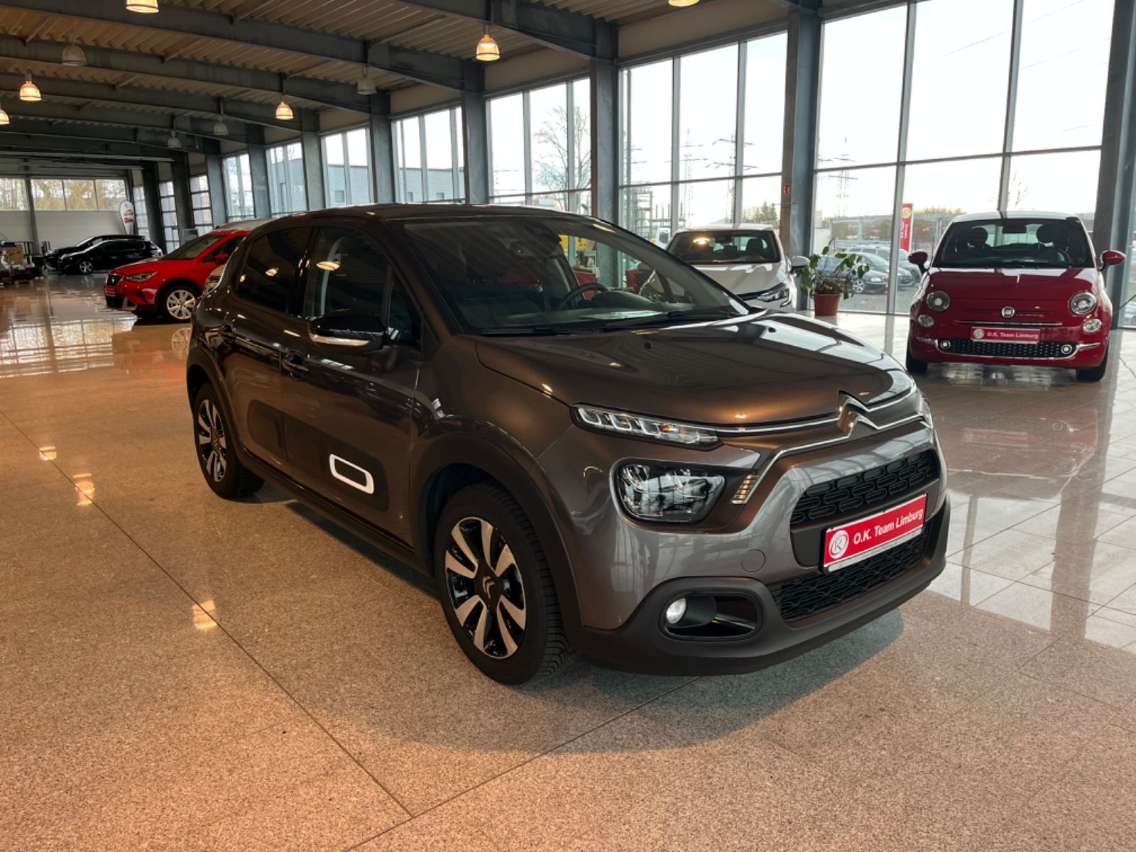 Citroën C3 Max Premium Plus *AUTOMATIK*ALLW*NAVI*LED*