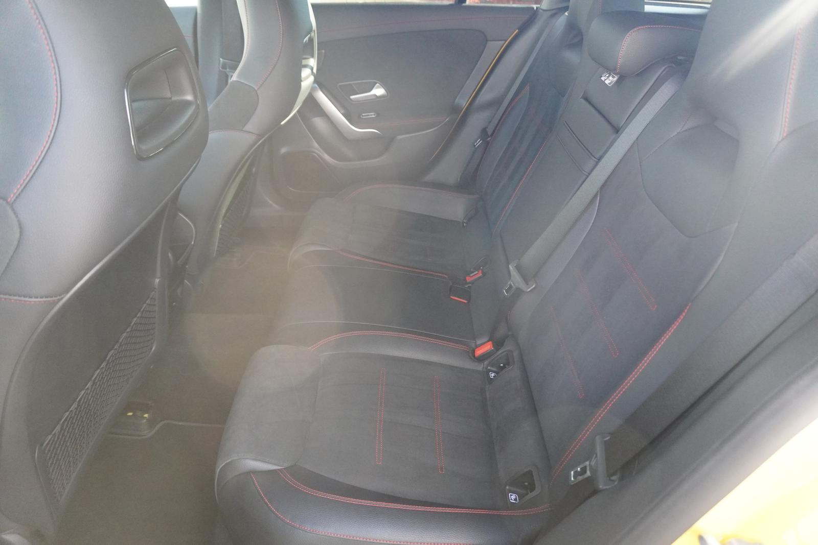 Mercedes-Benz CLA AMG Line LED Navi 360° AHK Panorama ACC, миниатюра 13
