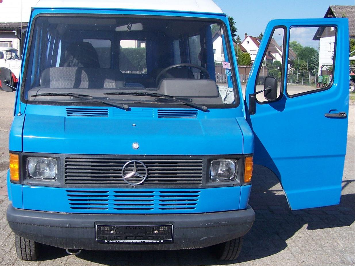 Mercedes-Benz A**T1 BREMER