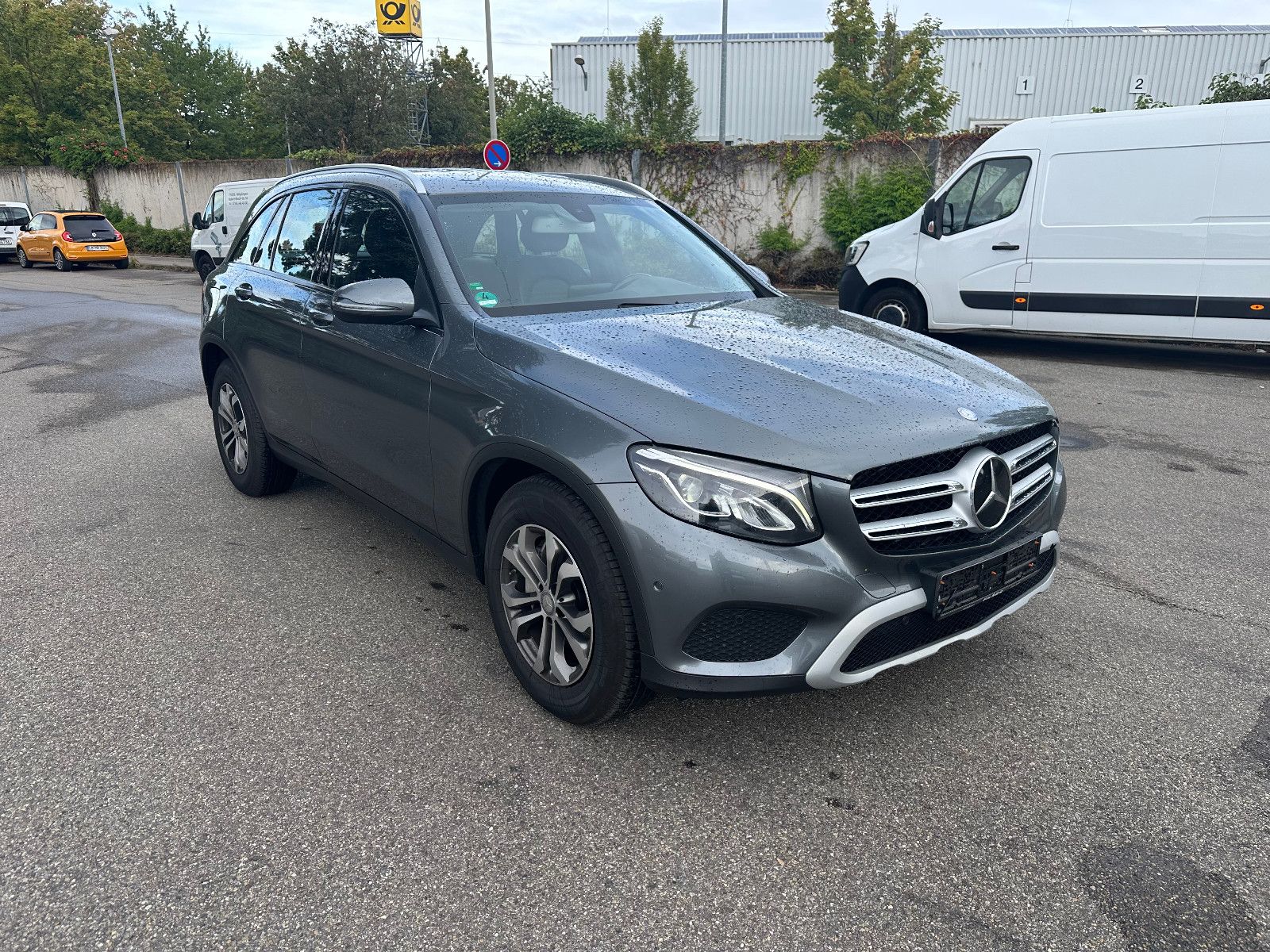Mercedes-Benz GLC 220 d 4MATIC Autom.,Navi,Kamera,Leder,AHK,9G