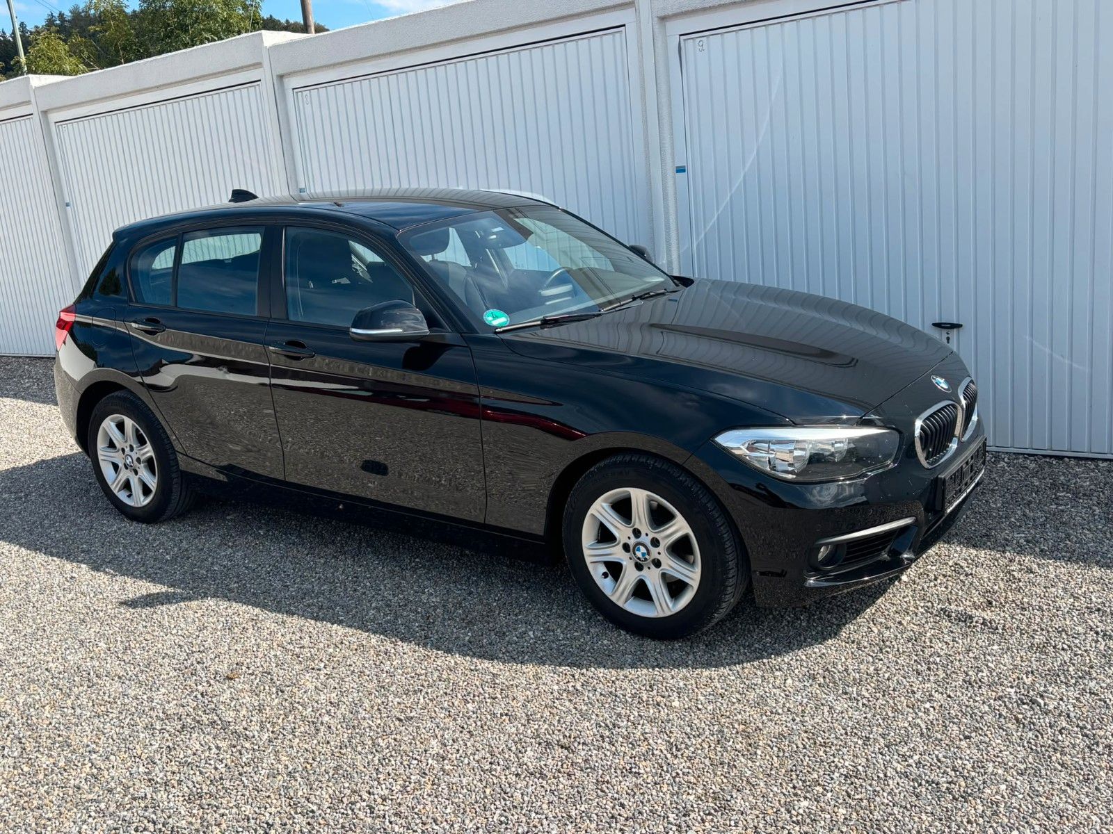 BMW BMW 118i Limousine 5Türer Klima SHZ 1.Hand nur142t