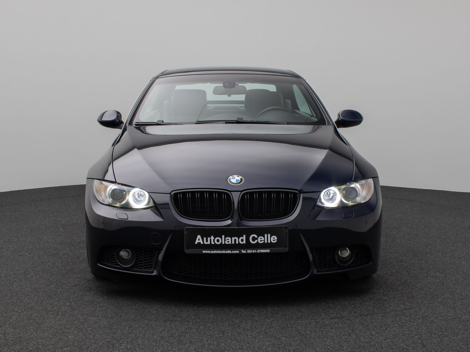 Fahrzeugabbildung BMW 320i Cabrio PDC Navi Sitzhzg Xenon 8fach Sport