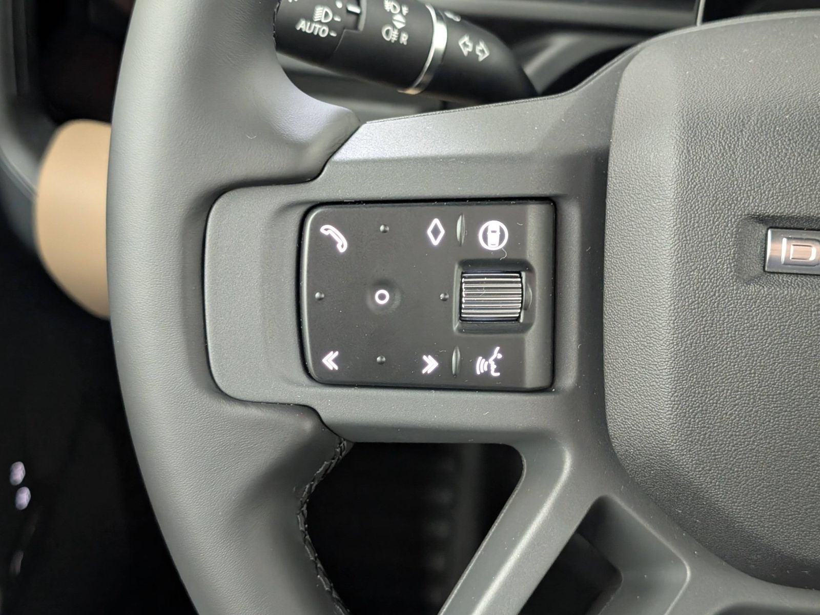 LAND ROVER Defender 90 D350 X-Dynamic SE Faltdach 22 HUD – Bild 33