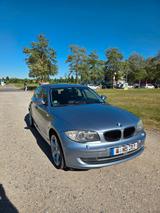 BMW 118D FACELIFT - NAVI/XENON/PDC/MFL/TÜV NEU - BMW 1er Reihe aus 2011: Facelift