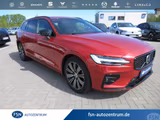 Volvo V60 B4 Benzin Plus Dark Automatik - rote Volvo V60