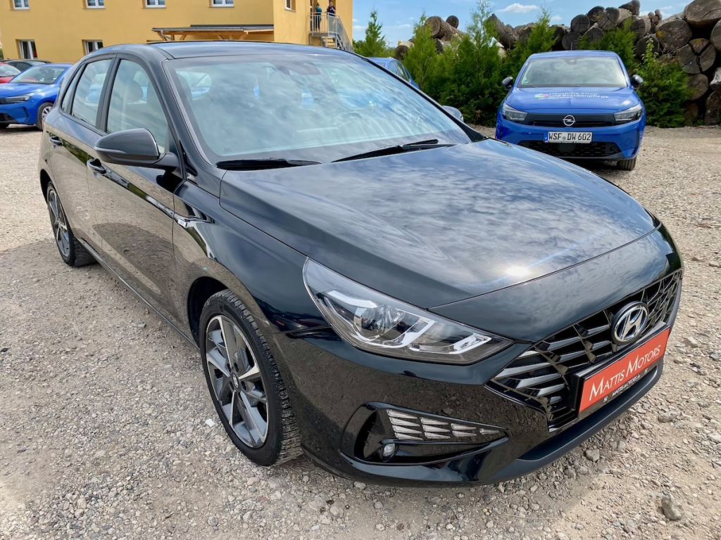 Fahrzeugabbildung Hyundai i30 1.0 AAC SHZ ALLWETTER ALU CARPLAY KAMERA