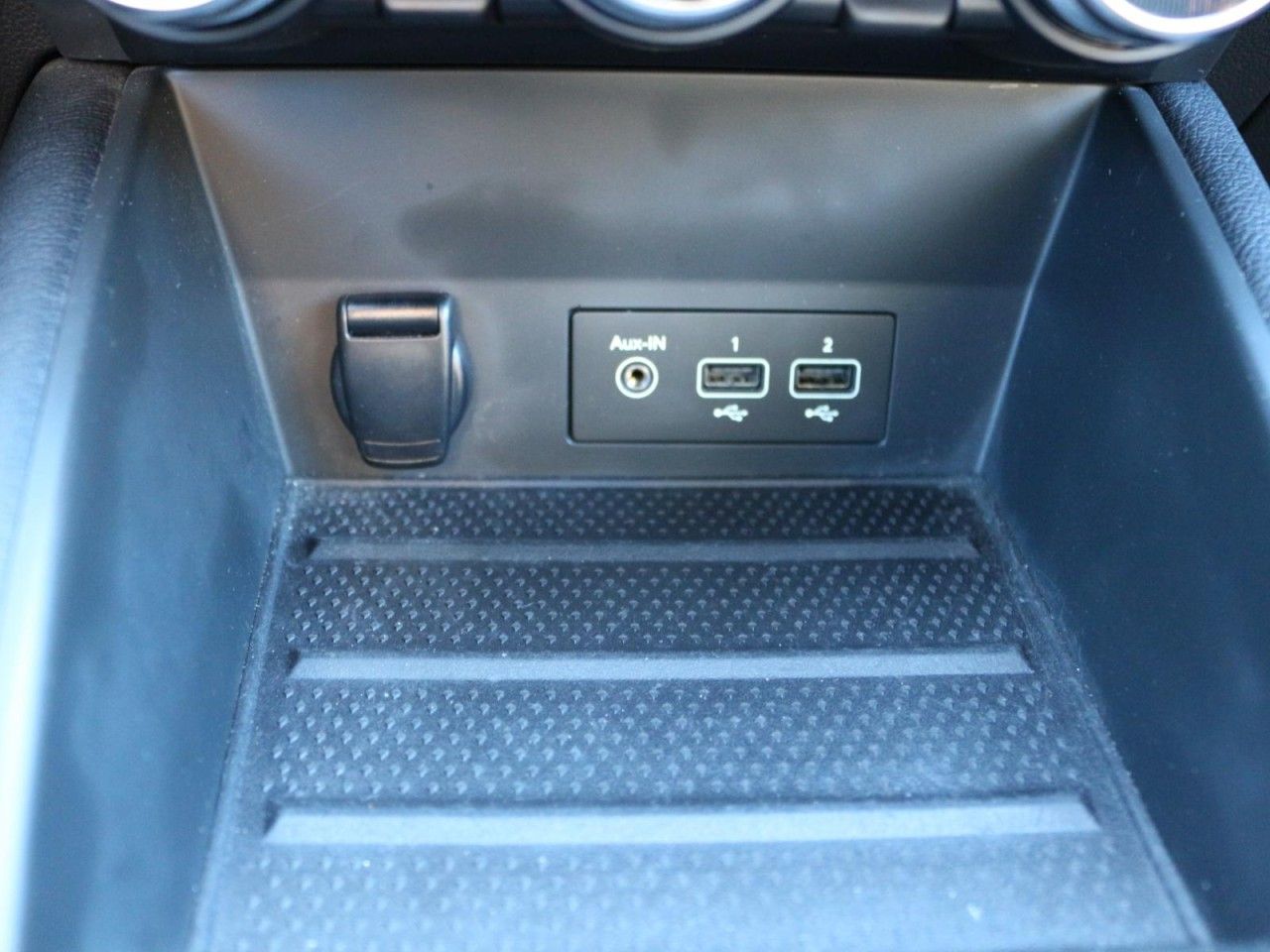 Fahrzeugabbildung Renault CAPTUR E-TECH 160 RS-Line