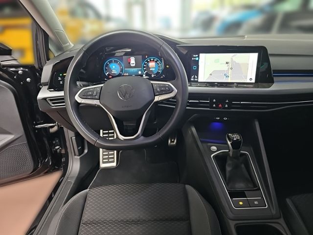 Fahrzeugabbildung Volkswagen Golf Variant 2.0 TDI Active LED-PLUS ACC NAVI AH