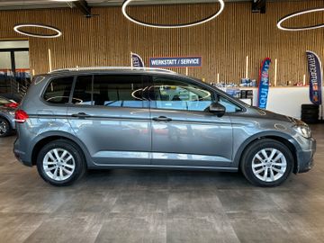 MYAUTOCENTER – Gebraucht- und Jahreswagen mit Werkstattservice in Pfaffenhofen Volkswagen Touran Comfortline BMTStart-Stopp *7 Sitzer*ACC