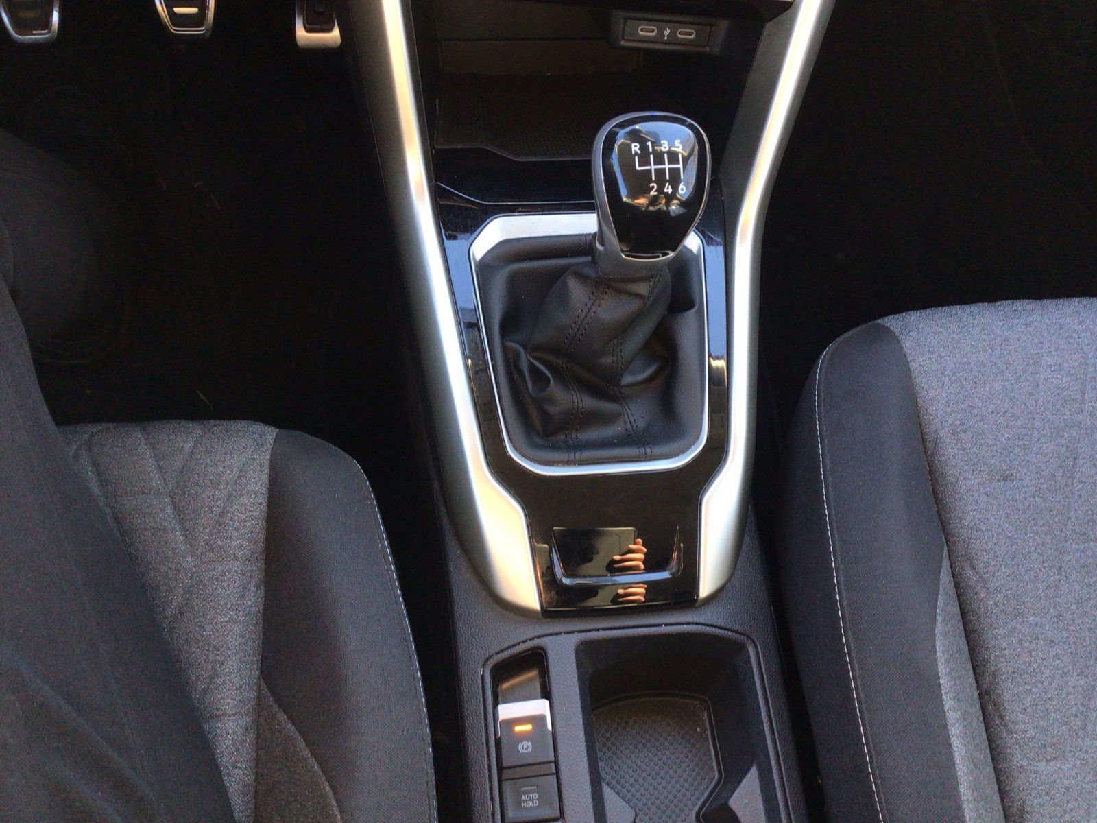 Volkswagen T-Roc - Bild 11