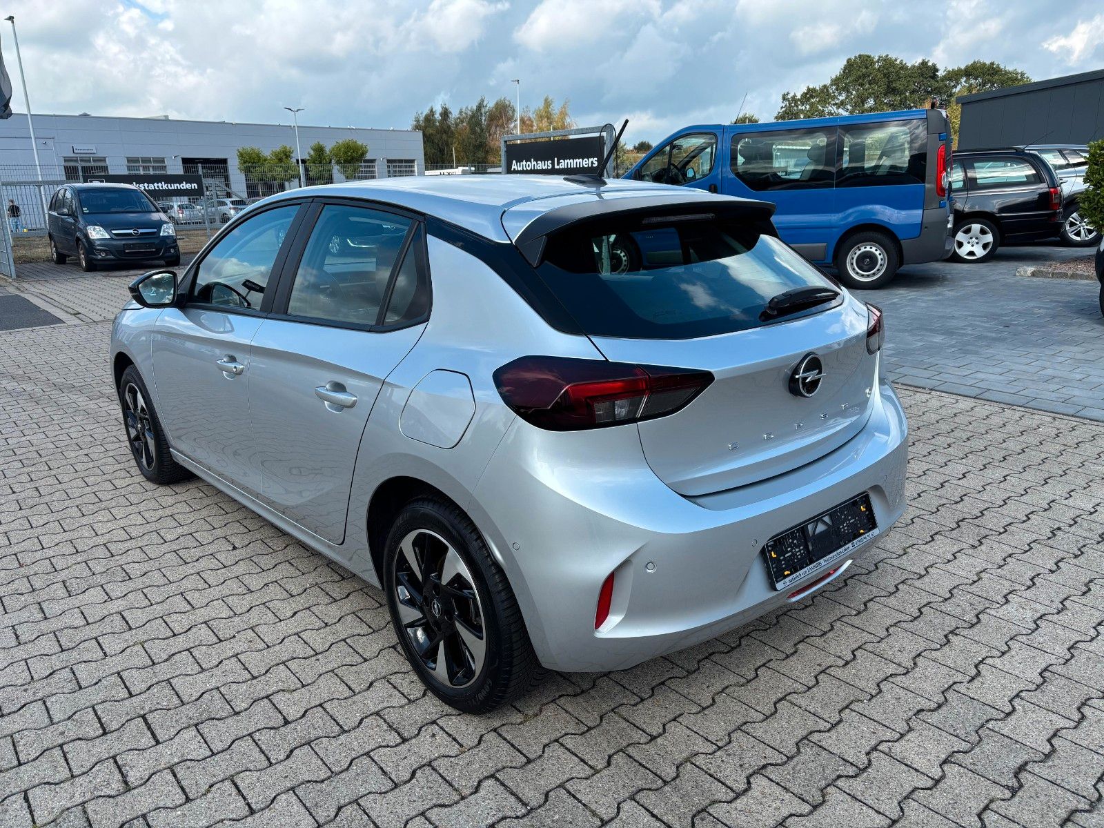 Opel Corsa F e Edition*KAMERA*Winterpaket*DAB* imagem 2