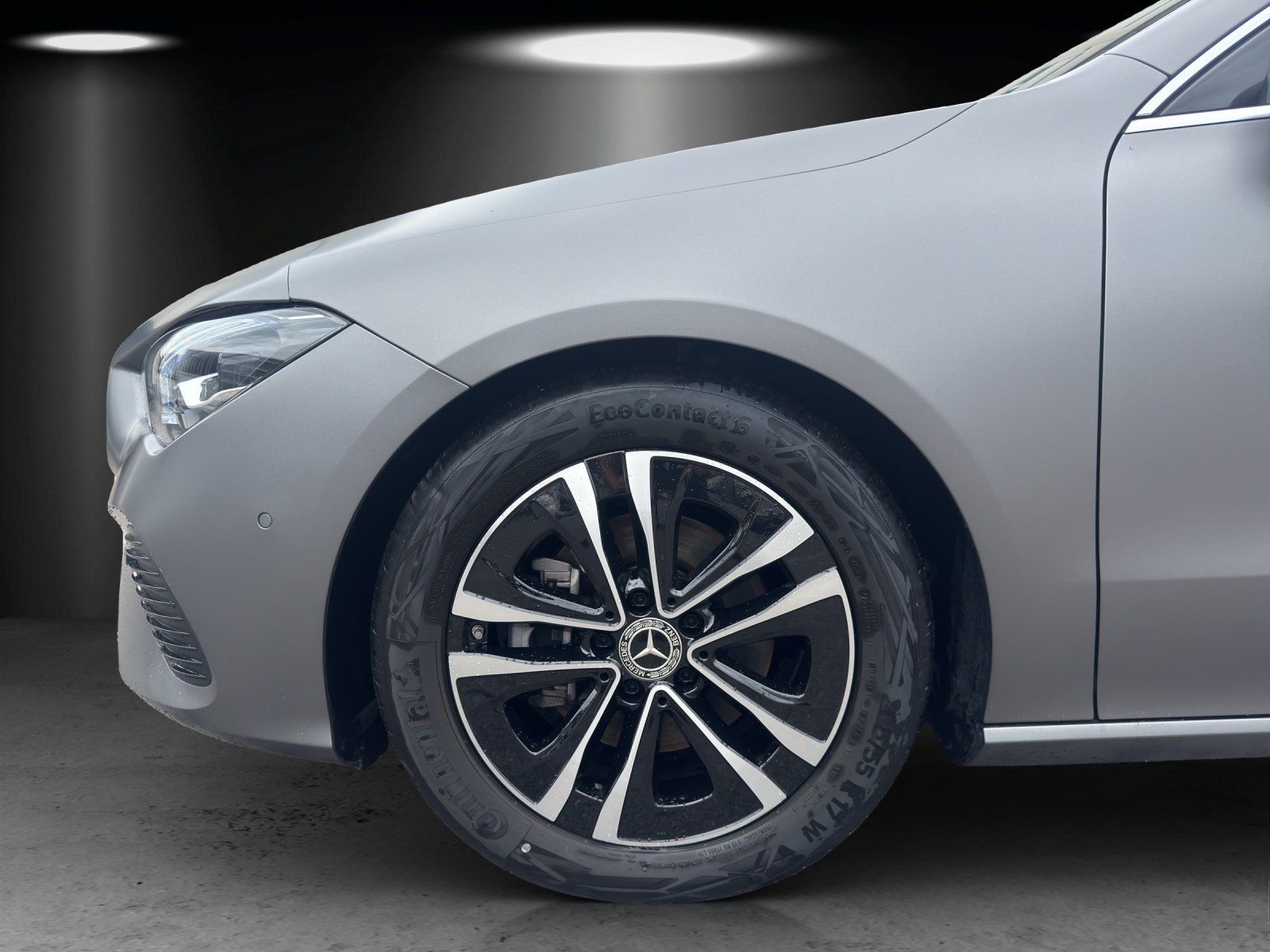 Fahrzeugabbildung Mercedes-Benz CLA200d Adv.Plus MAGNO Pano DISTRO Burme AHK DWA