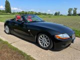 BMW Z4 3.0i - 231 PS - Bj. 2003, SMG, Leder rot