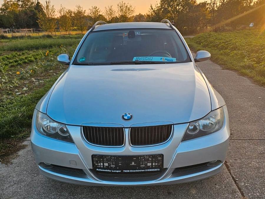 BMW 318 2006 — photo 7
