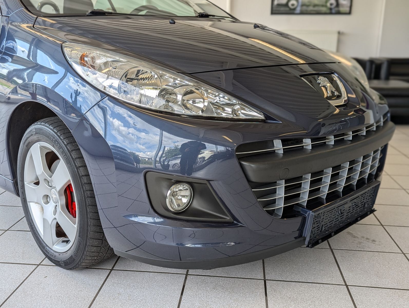 PEUGEOT 207 1.6 Active Windschott Klima Sitzheizung - Image 12