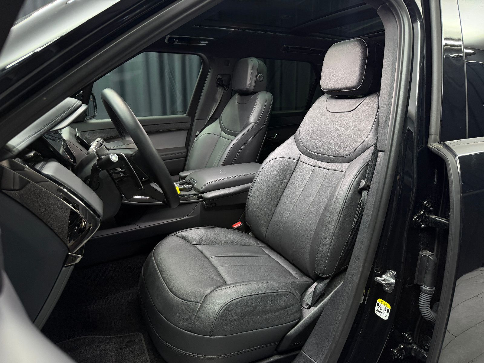 Fahrzeugabbildung Land Rover Range Rover Sport S Hybrid |MERIDIAN|360°|LUFT