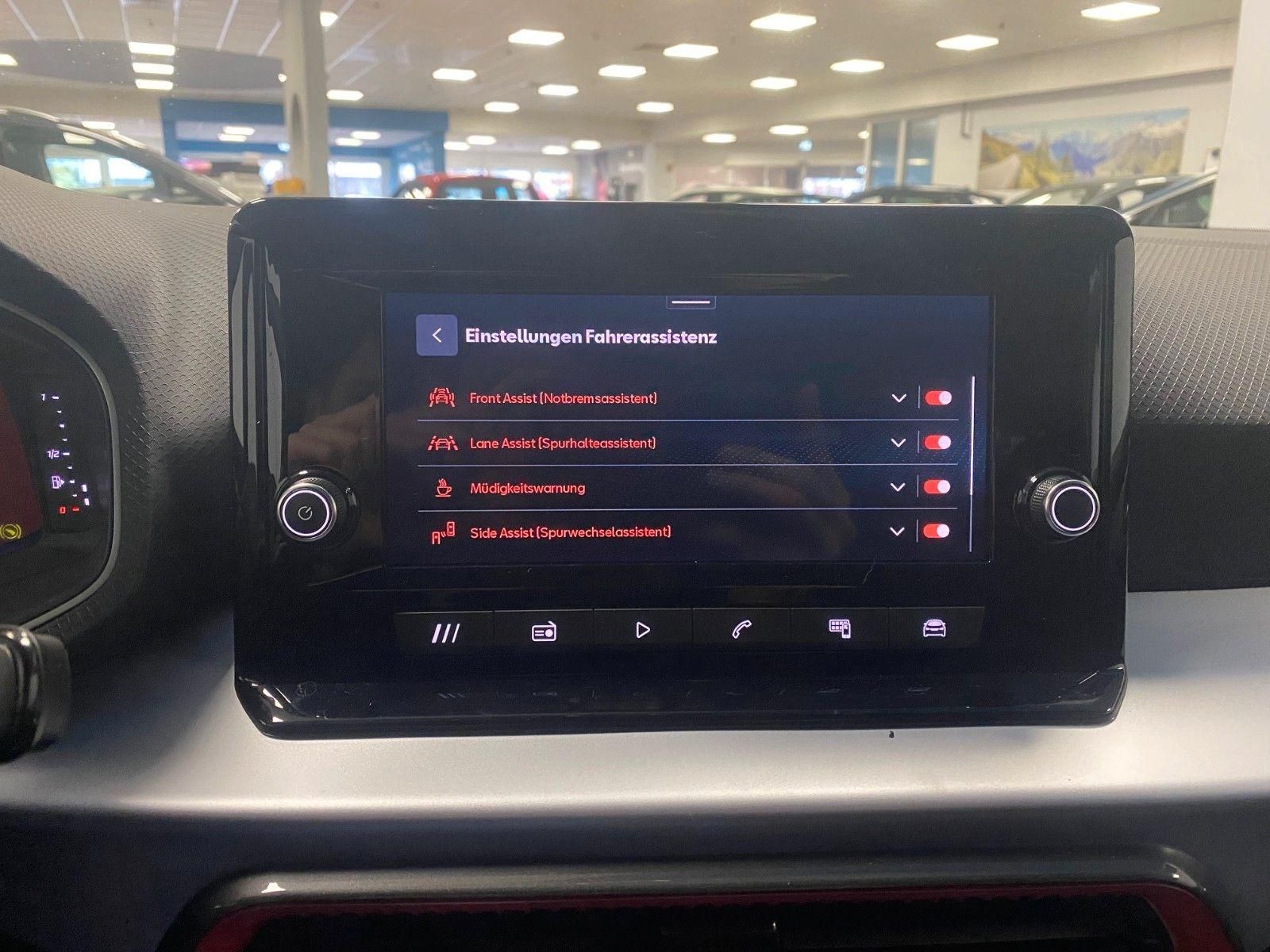 Fahrzeugabbildung SEAT Arona 1.5 TSI FR DSG GARANTIE 5+ACC+AHK+Spurwech