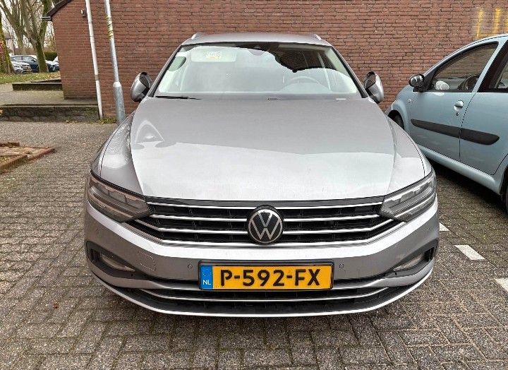 Image of Volkswagen Passat