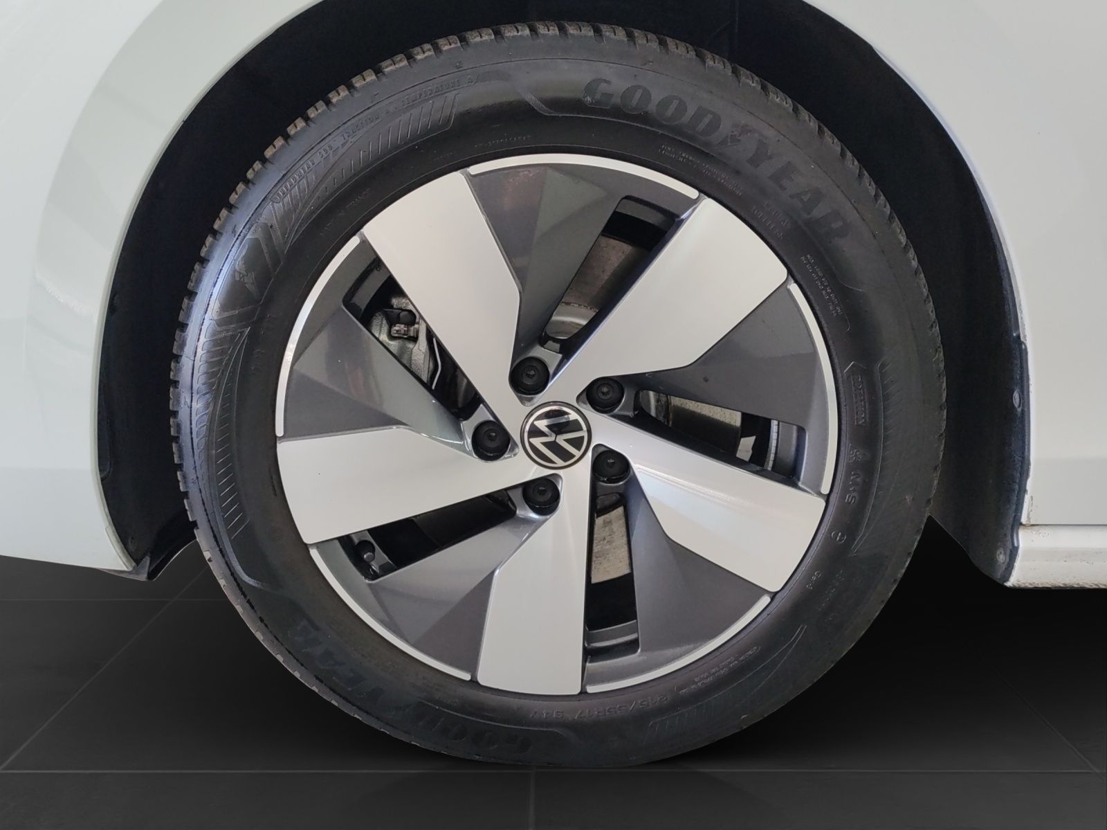 Volkswagen Passat Variant - Bild 7