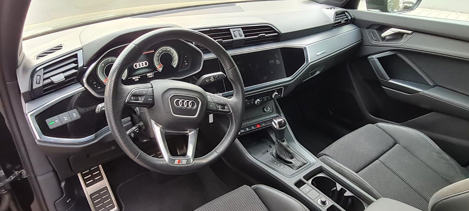 Audi Q3 Sportback 35 TDI S tronic S line foto 10