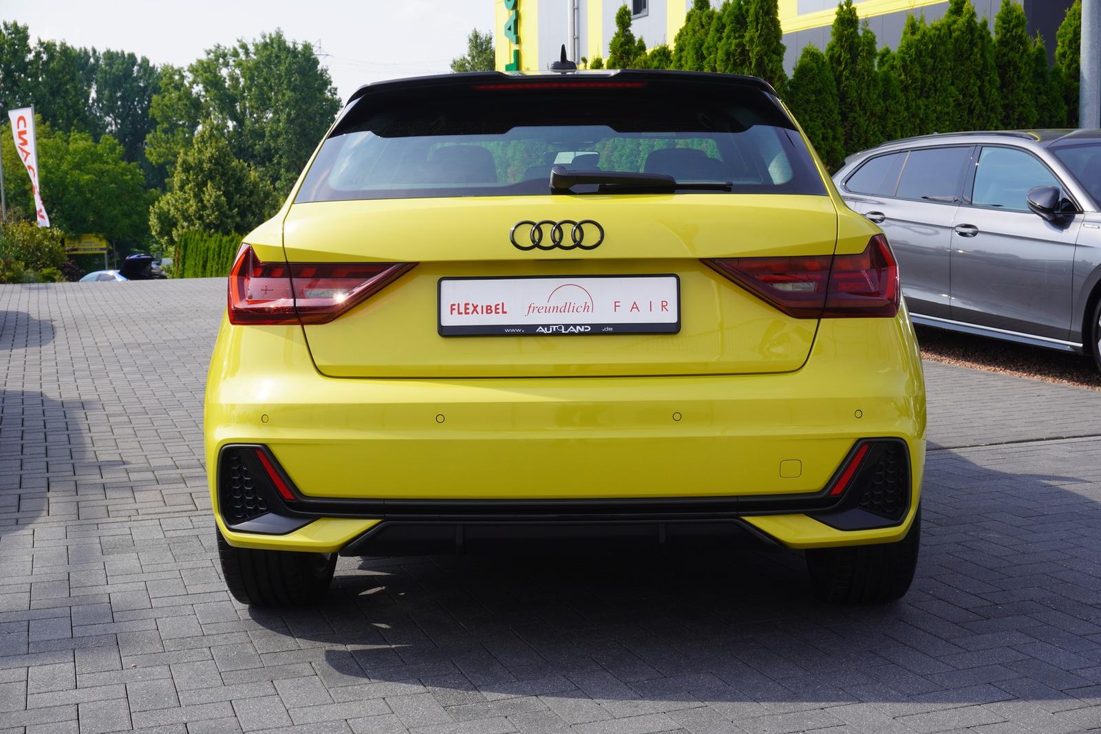 Audi A1 SB 30 1.0 TFSI S-Line LED Keyless Bluetooth