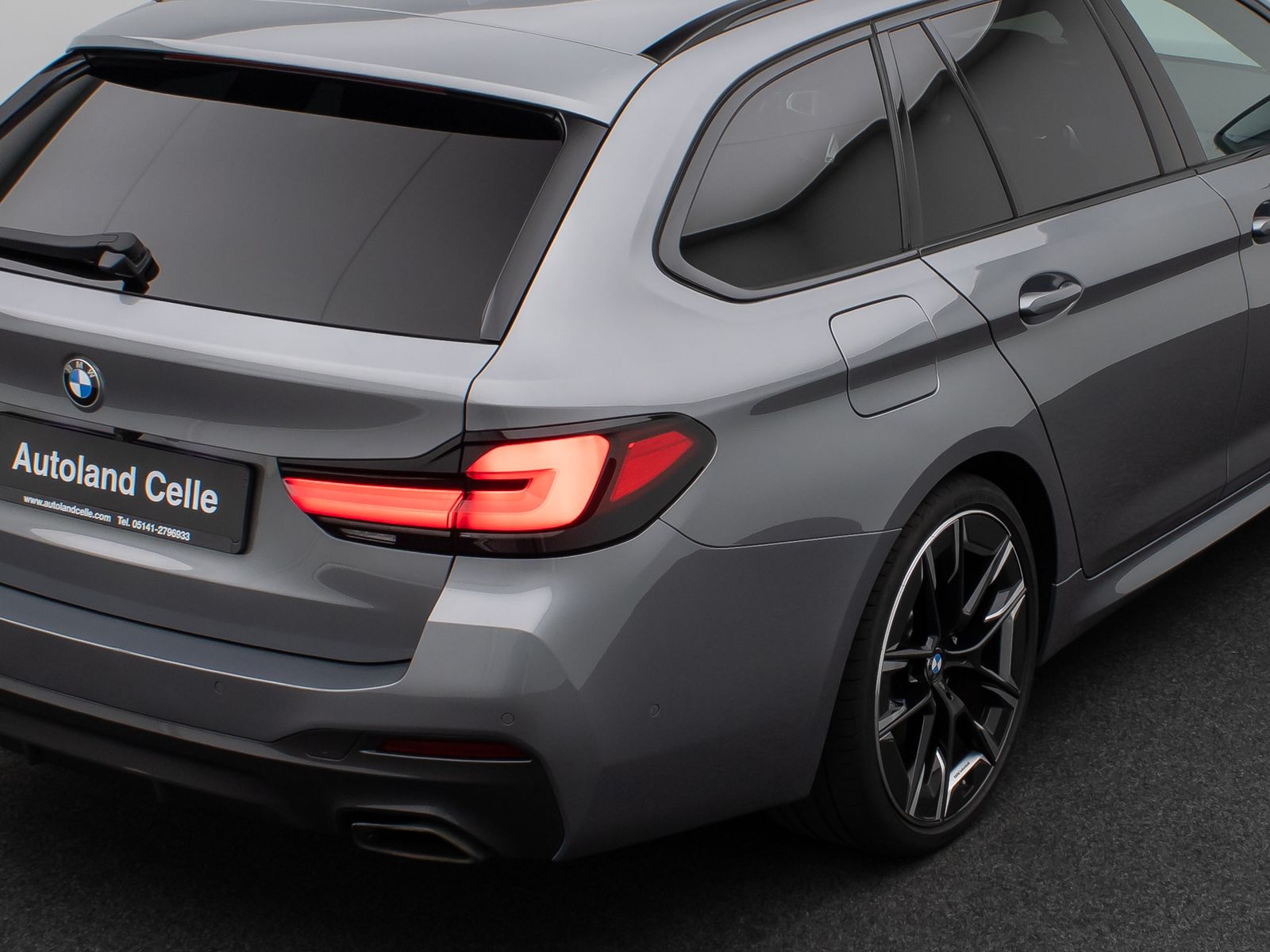 Fahrzeugabbildung BMW 540d xD M Sport Pro Laser Kamera HUD DAB H/K 20"