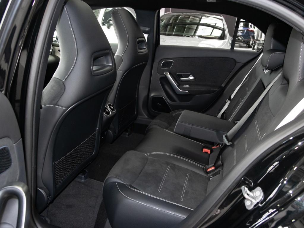 Mercedes-Benz A 250 4M Special Edition AMG *360*Pano*Memo*TotW