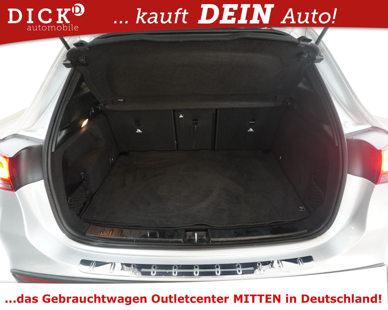 Fahrzeugabbildung Mercedes-Benz GLA 220d Style PANO+STANDHZ+MULTIBE+KAM+AHK+ACC+