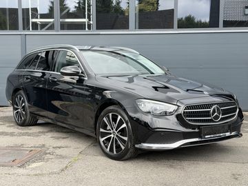 Mercedes E 300 - 2