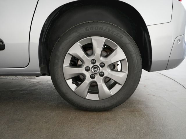 Combo E FACELIFT GS CDTI AT+RÜCKFAHRKAMERA+SCHIE