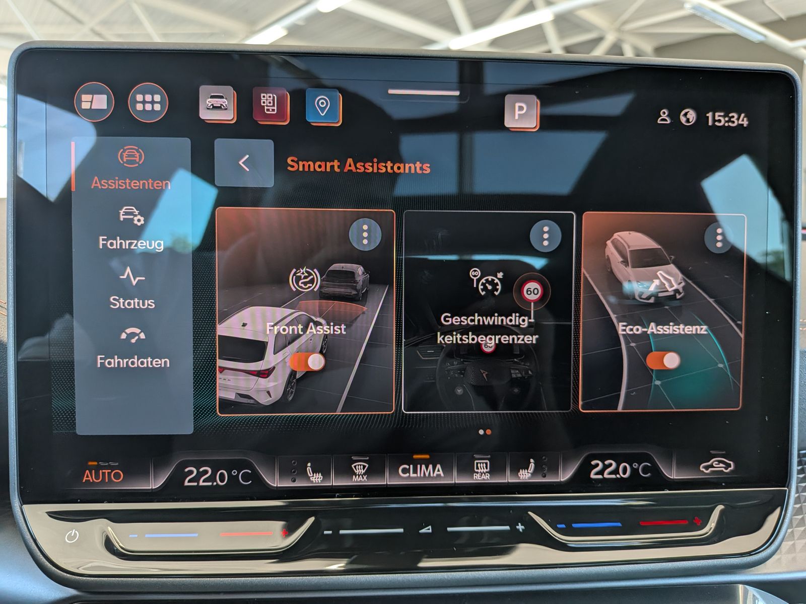 Fahrzeugabbildung CUPRA Leon 1.5 eTSI Dynamic-Edge-Paket Pano Cam AHK 18